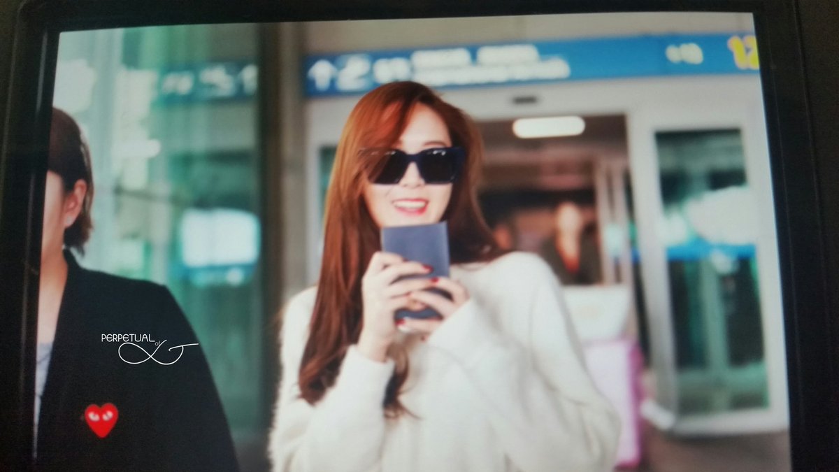 [PIC][22-10-2015]Jessica trở về Hàn Quốc vào trưa nay CR5nHRvVEAA7zpx
