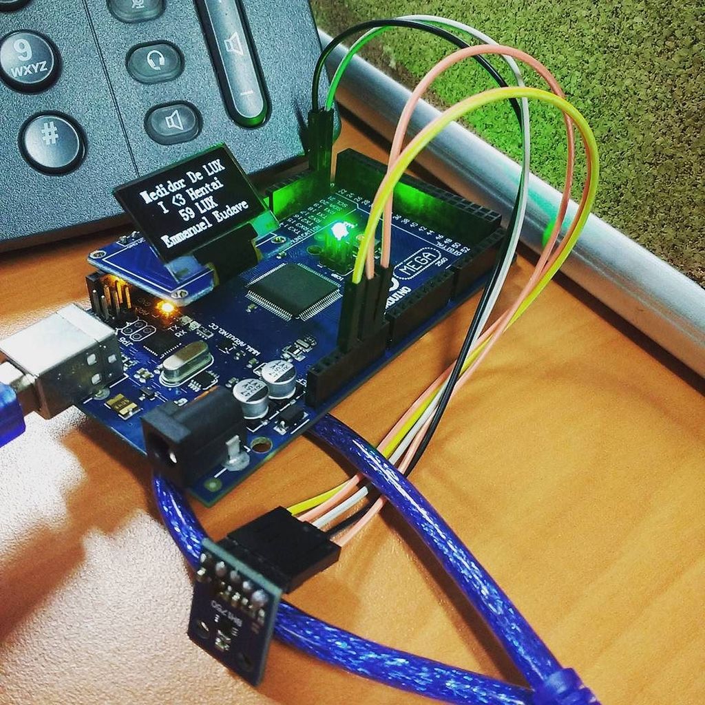 nekoboy93's tweet image. Mi primer medidor de luz en #arduino #arduinomega2560