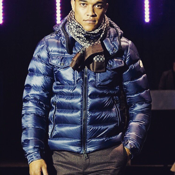 Matthew Rusike on Twitter: "This #moncler jacket has zero to do with drake.  Or his dance moves https://t.co/YzRxCU6yqF" / Twitter