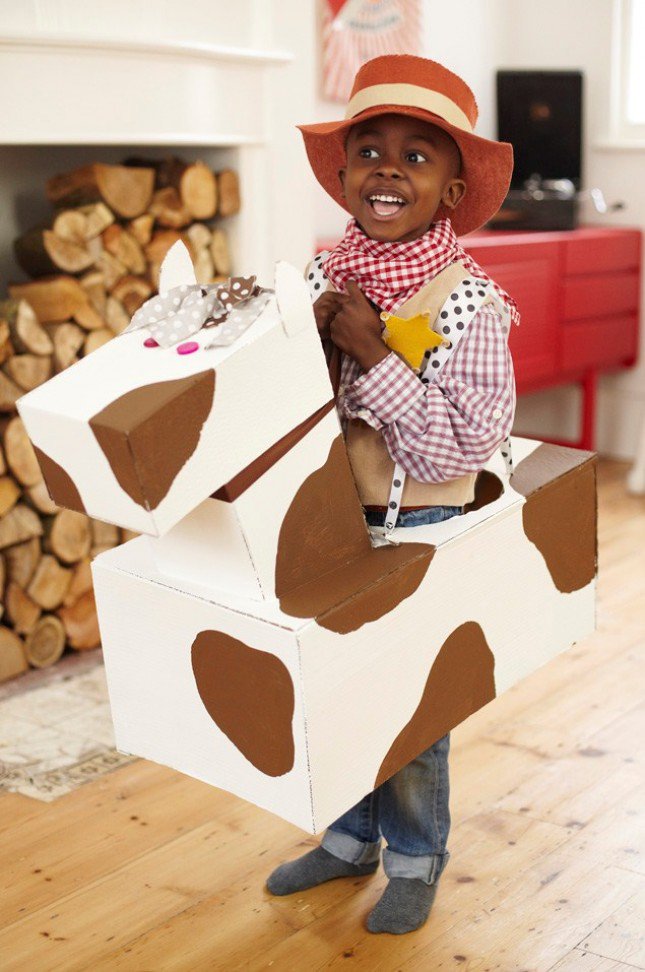 Check out these great #DIY #Halloween #costumes!! There are 50 to choose from... brit.co/kids-halloween… #fancydress
