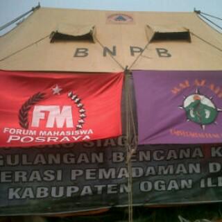 amdamz's tweet photo. Mngecam boleh, nmun brtindk lbh baik!! Cegah Asap, @FM_Posraya1 dan Mapala Malapati UBK di Riau https://t.co/QN7Y552dsE @info_mensos
