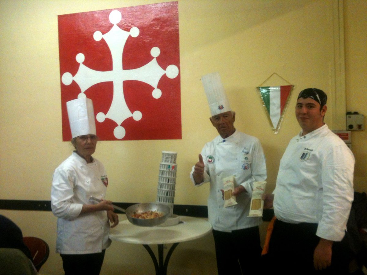 Federcuochi's tweet photo. la cena che #FicPisa ha organizzato con i soci del Club Alpino di Pisa  e di Enrico  Mangano #ForzaRummo #SaveRummo https://t.co/TmIJfMYCUD