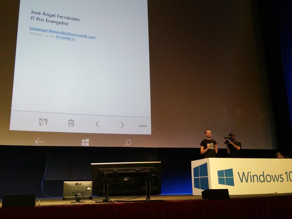 alejandrolmeida's tweet image. @jangelfdez &quot;los datos personales pueden convivir con los empresariales&quot; #EnterpriseDataProtection #helloWindows10