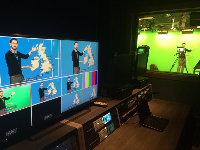 Studio is coming along nicely! #4k #peterboroughregionalcollege #PRC #mjc #media&amp;journalismcentre https://t<a href="/tag/4k"class="tags">#4k</a><a href="/tag/peterboroughregionalcollege"class="tags">#peterboroughregionalcollege</a><a href="/tag/media"class="tags"><span>#media</span></a><a href="/tag/prc"class="tags"><span>#prc</span></a><a href="/tag/mjc"class="tags"><span>#mjc</span></a>