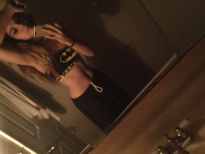 I'm toning up guys #improving https://t.co/9KpK3FVTUf<a href="/tag/improving"class="tags">#improving</a>
