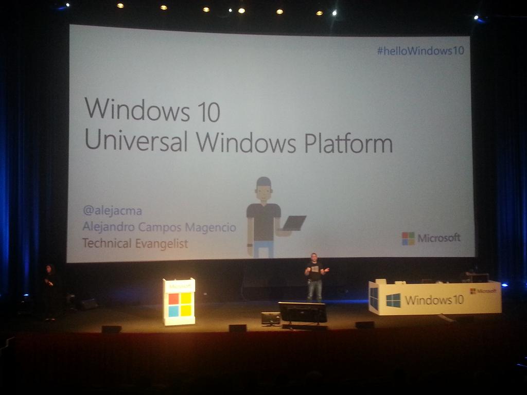 adrian_arranz's tweet photo. 1 plataforma xa encontrarlos,xa atraerlos a todos y atarlos a win10 #Hel10World #TechClubTajamar @FTajamar @alejacma https://t.co/PZlYC398Um