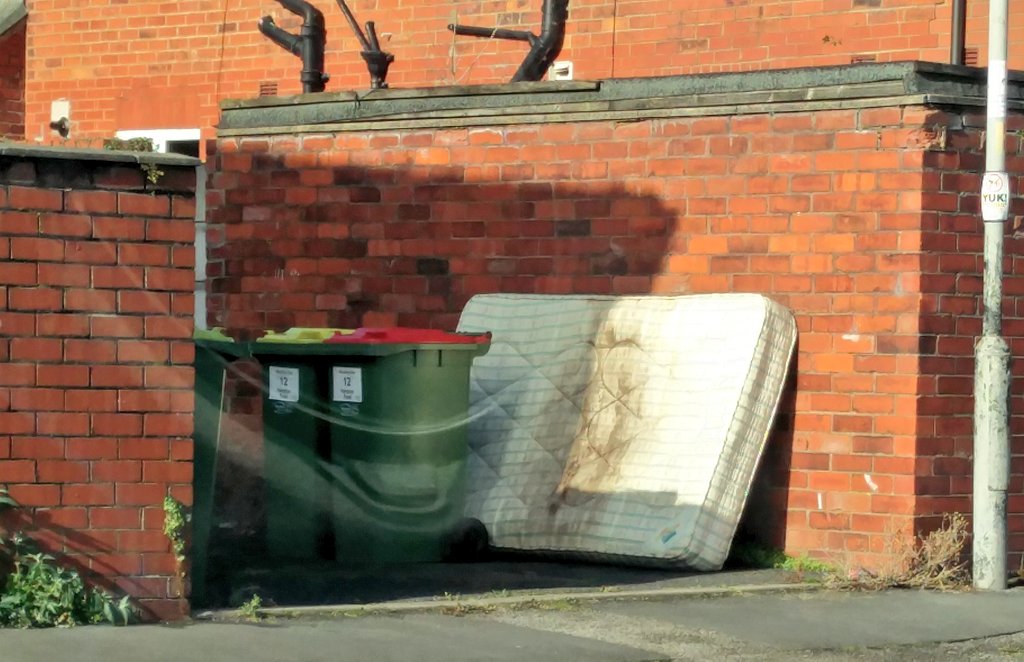 Eamontron's tweet image. Day 3 and the shitty mattress has been joined by 2 wheelie bins #NothingReallyMattress #Preston #UpEarly #ShitTheBed