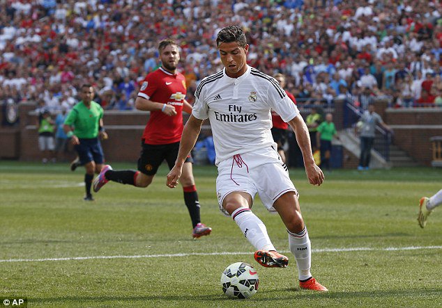 fifa16boost's tweet image. Check your account, Ronaldo have been awarded to 7 lucky winners who won a division! unlockgamebooster.com/fifa16