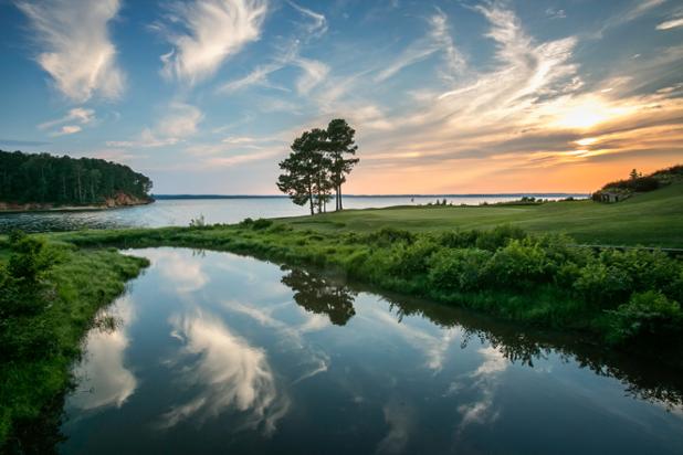 Need a weekend getaway? We're only an hour from Shreveport. The perfect distance for a quick, relaxing vacation.