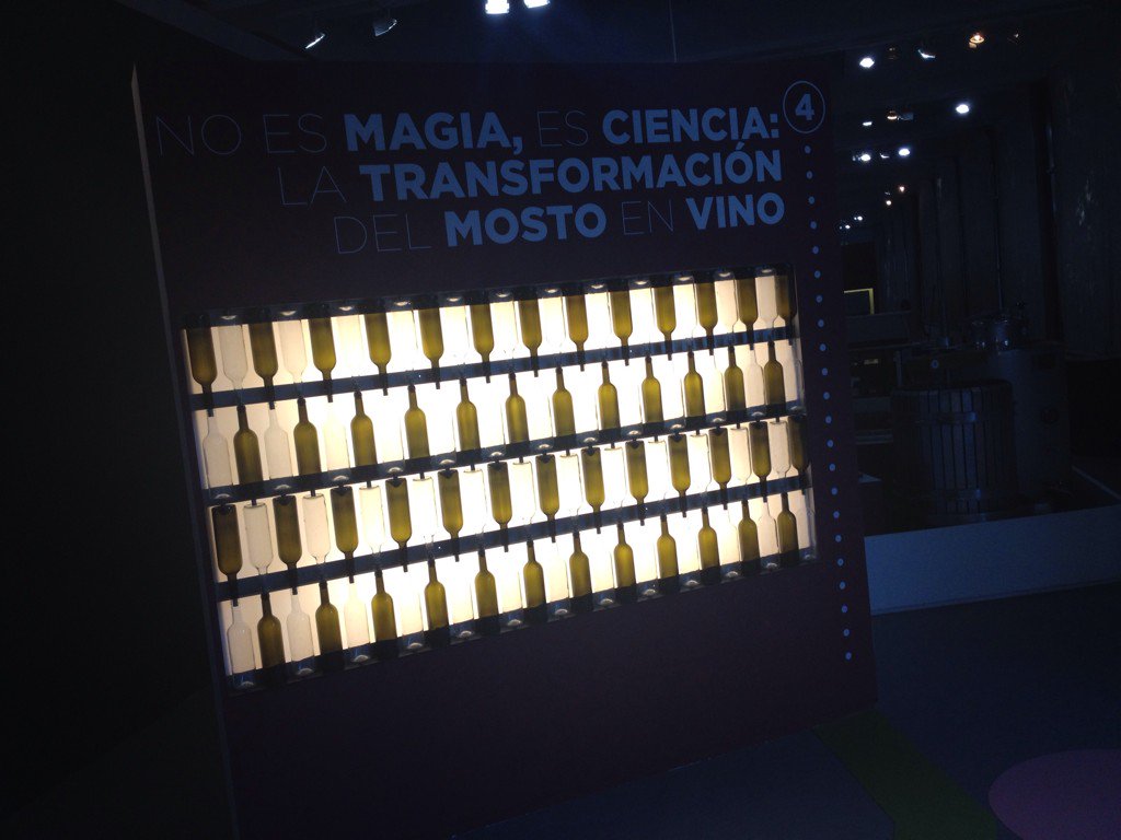 GastroSER's tweet photo. 'La vid, el vino y el CSIC. Dos siglos de investigación'. En el Real Jardín Botánico de Madrid hasta el 31/12 #vino https://t.co/NTaKeCGZ25