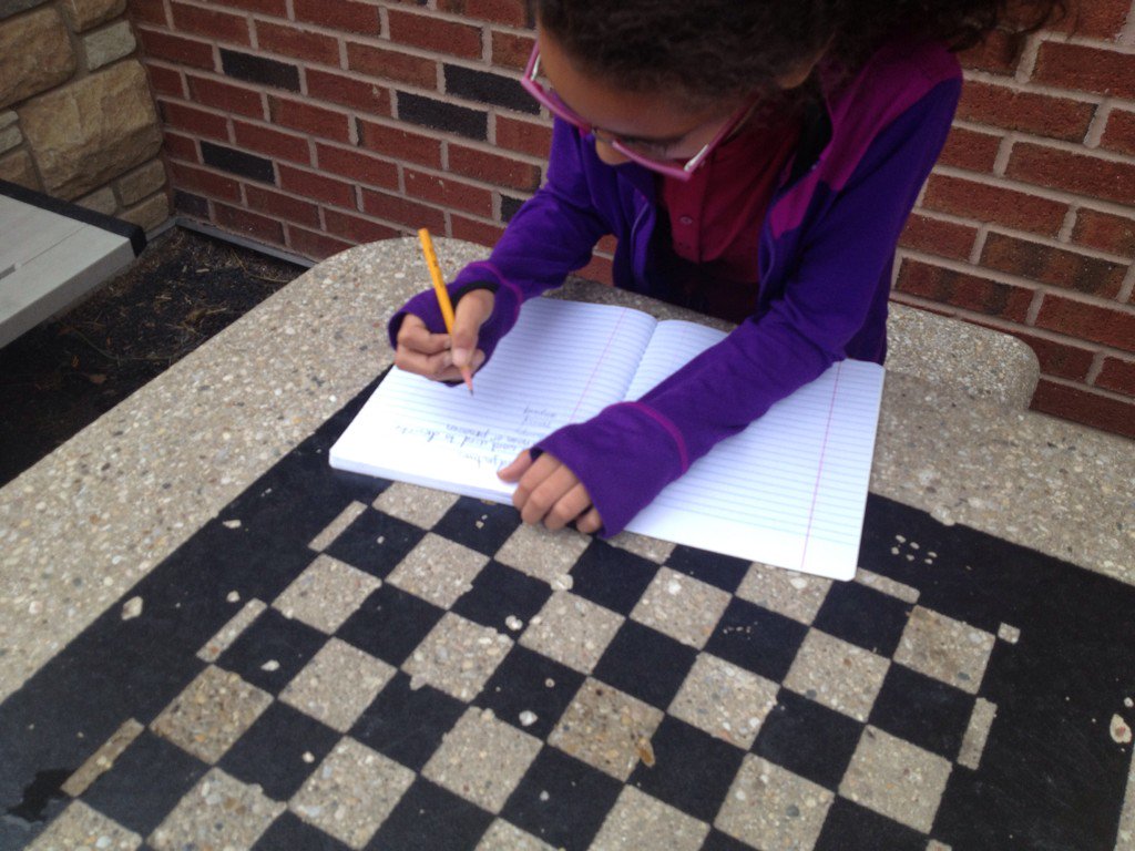 MrjVolpe's tweet image. Searching 4 &amp;amp; Collecting #adjectives that are all around us. #describingwords #writinglesson #detailsdetailsdetails