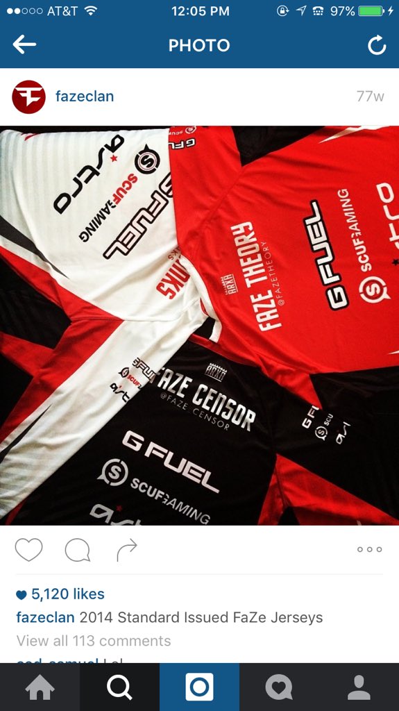 Avreix_'s tweet photo. @FaZeClan @_EGL_ @Banks @Temperrr can you guys please sell these jerseys again, just for a limited time. Please.😀 https://t.co/aPySGVlehe