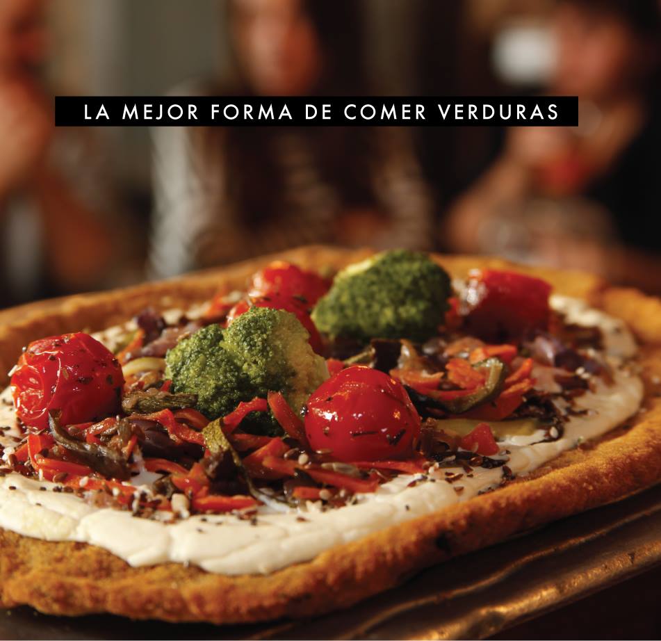 radiofonica1007's tweet image. Tenemos una MESA para 4 en el #ClubDeLaMilanesa ¡dale RT! #YoEscuchoTODOPASA