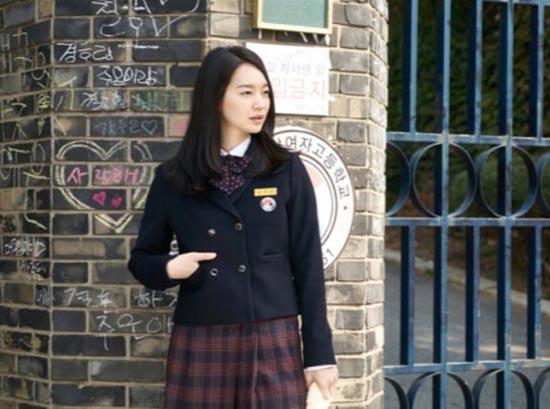 TheDramaKorea's tweet image. Potongan gambar Shin Min Ah untuk drama KBS2 "Oh My Venus".