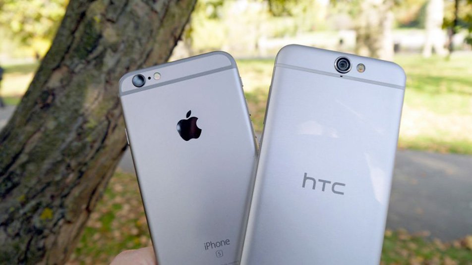 BGR's tweet image. HTC exec responds to iPhone copycat claims: No, Apple copied us bgr.co/1RYnpeR
