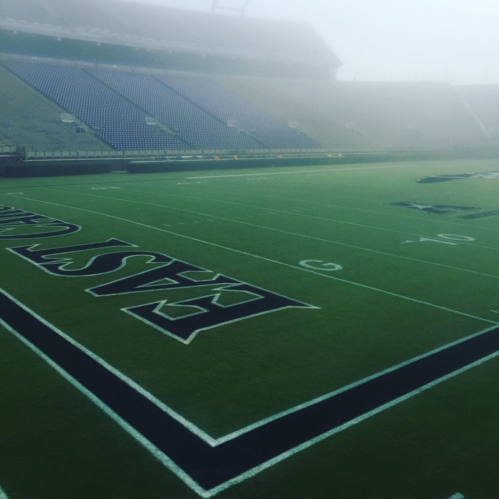 StephenIgoe's tweet photo. It's a little foggy this morning, but The Fick is ready to rock. https://t.co/rkwaZ3VJMO