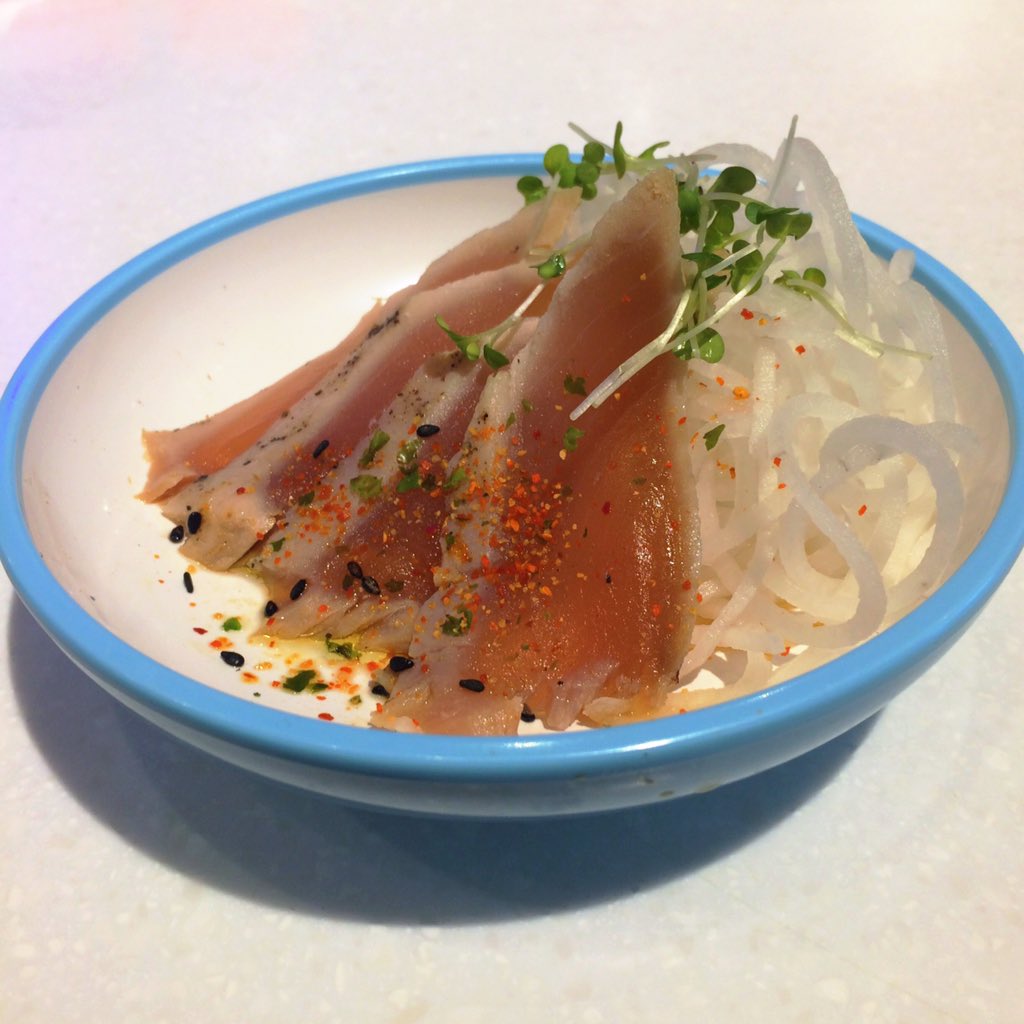 Don't forget it's Blue Thursday today! Come and enjoy 40 plates at £2.70 each at Yo! Sushi Guildford!