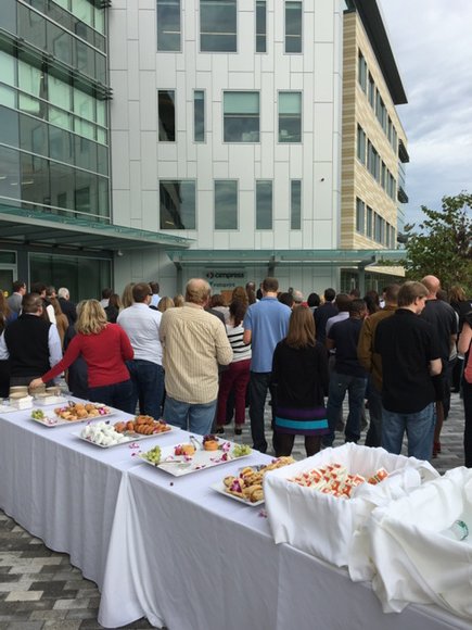 MelissaRockman's tweet photo. Breakfast and ribbon cutting to celebrate the grand opening of our new home #VPonTheMove #lifeinvistaprint https://t.co/9KtnwcxI8i