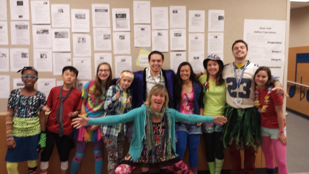 Aaron_Tomyn's tweet image. More Fashion Disasters! #BringAwesomeBack #LMSSpiritWeek