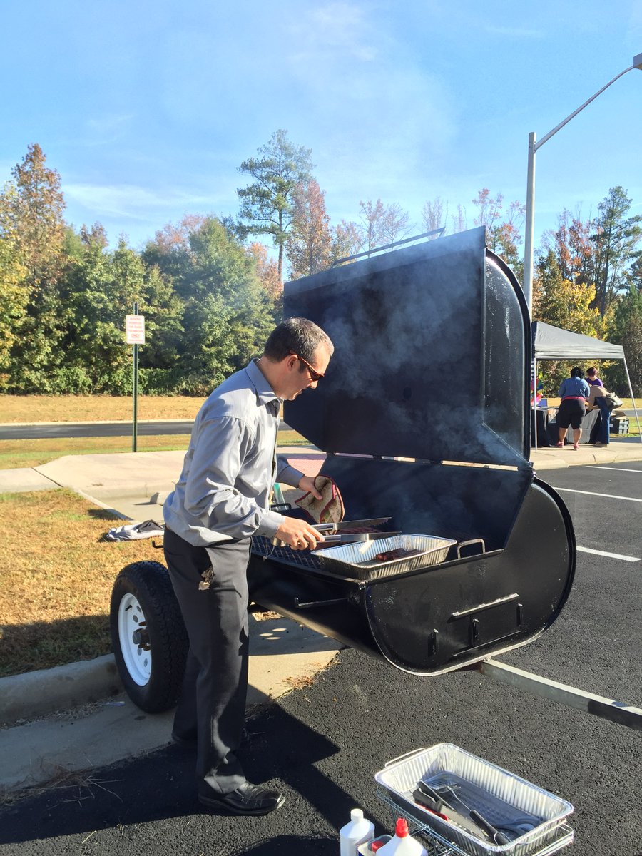 SpotsyEdAssoc's tweet photo. Grilling up fun at the transportation block party! https://t.co/nLRo08SLv0