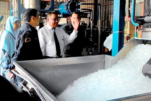 Embedded image permalink