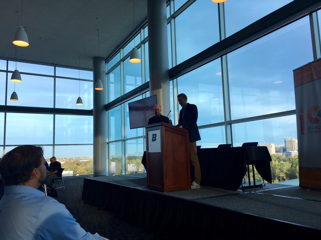 tatyanagrayblog's tweet image. There is capital in #Idaho! Listening to deal flow report #CC2015 #angel #investing