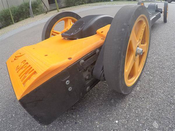 typeamachines's tweet photo. We may not have hoverboards, but #3DPrinted skateboard are cool! #AdditiveMnaufacturing https://t.co/5NuNDF6dd3 https://t.co/p6ep0Ga0gB