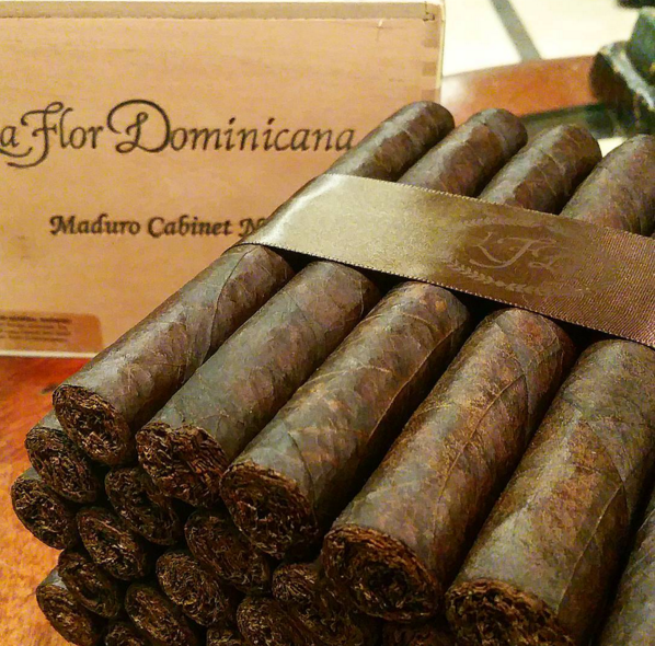JSchwartzCigar's tweet photo. La Flor Dominicana Cabinet Maduro No. 5's are back. And they're beautiful! #cigars https://t.co/sjoKOeN6x9 https://t.co/NxNQCs3bHq