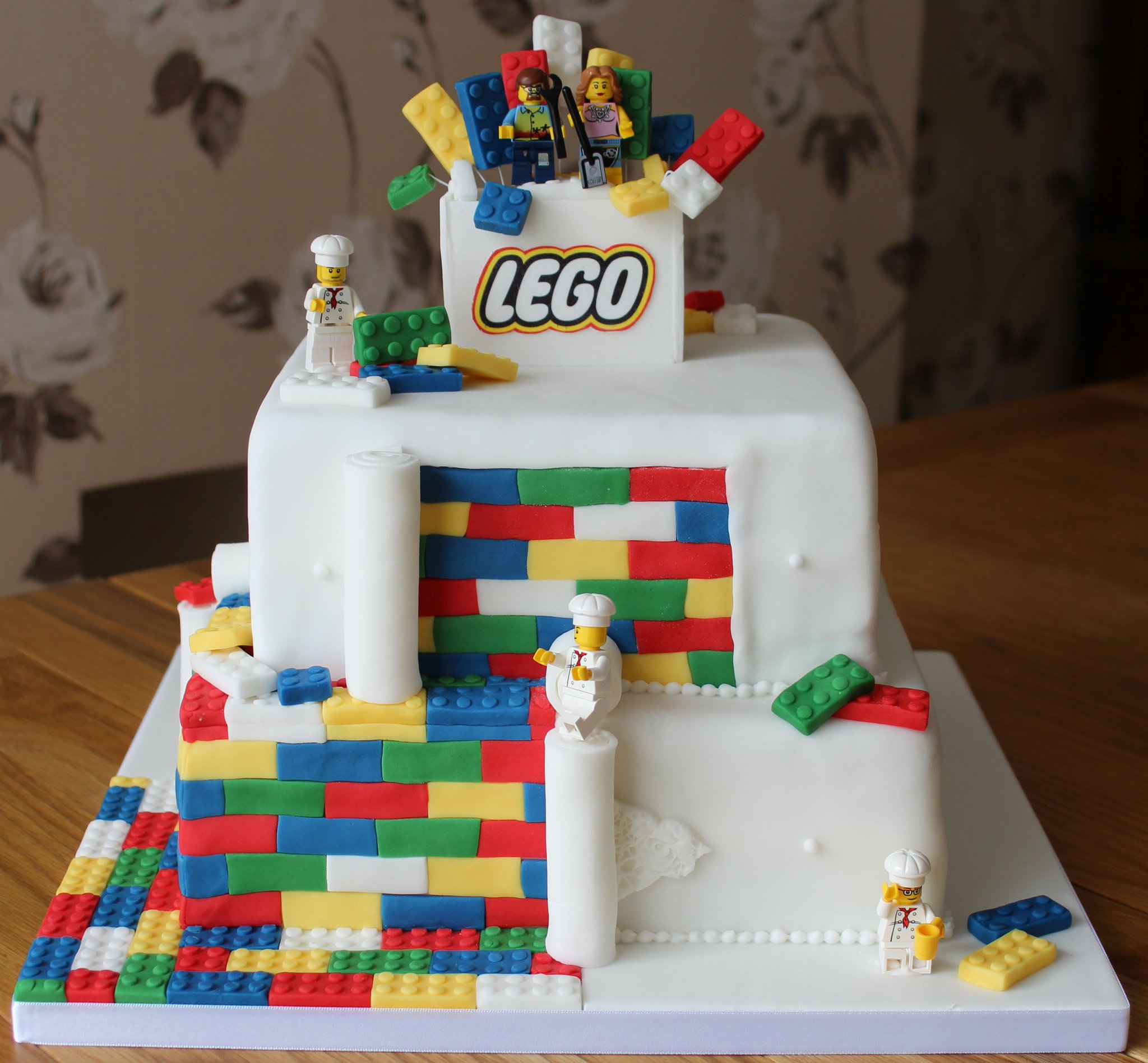 Beverley French on X Lego 40th birthday cake. BeckBromFL https t NdC3cBrfLg X