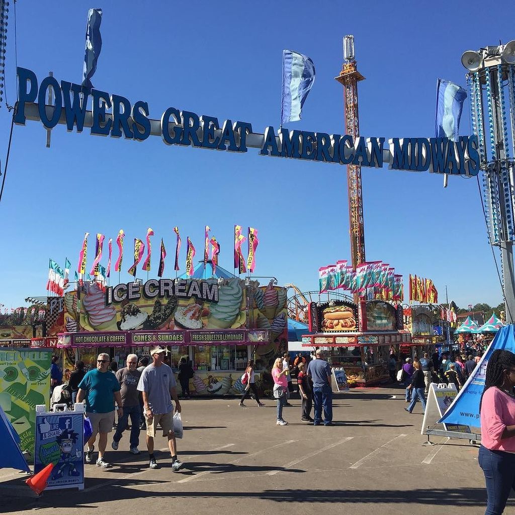 CharityJen's tweet image. It is a beautiful day to be at the @ncstatefair! #TimeForARide