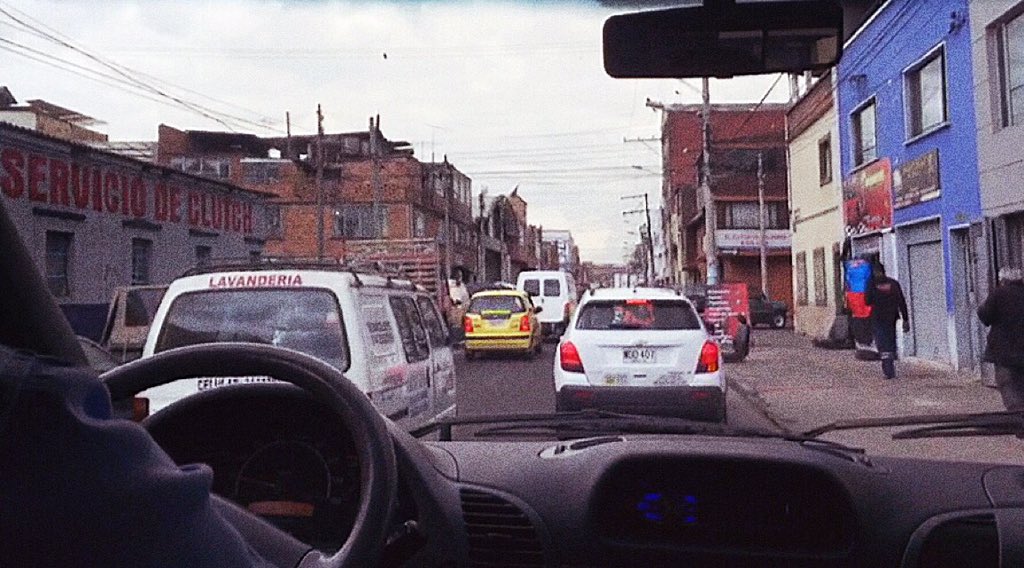 GianGinoble's tweet image. Per le strade di Bogotà, Colombia. #ilvoloontheroad #ilvoloencolombia