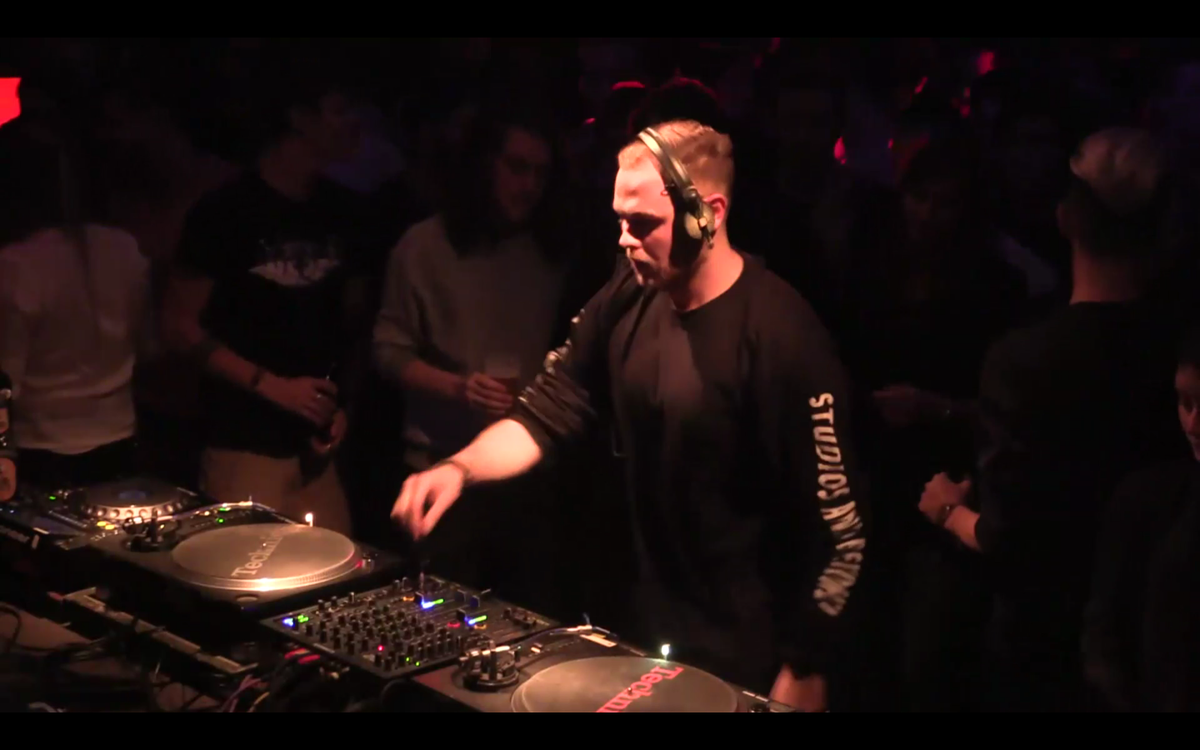 boilerroomtv's tweet photo. @manuelfischer_ wasting no time in Basel https://t.co/06bu2sEEez https://t.co/deqwz4WUbZ