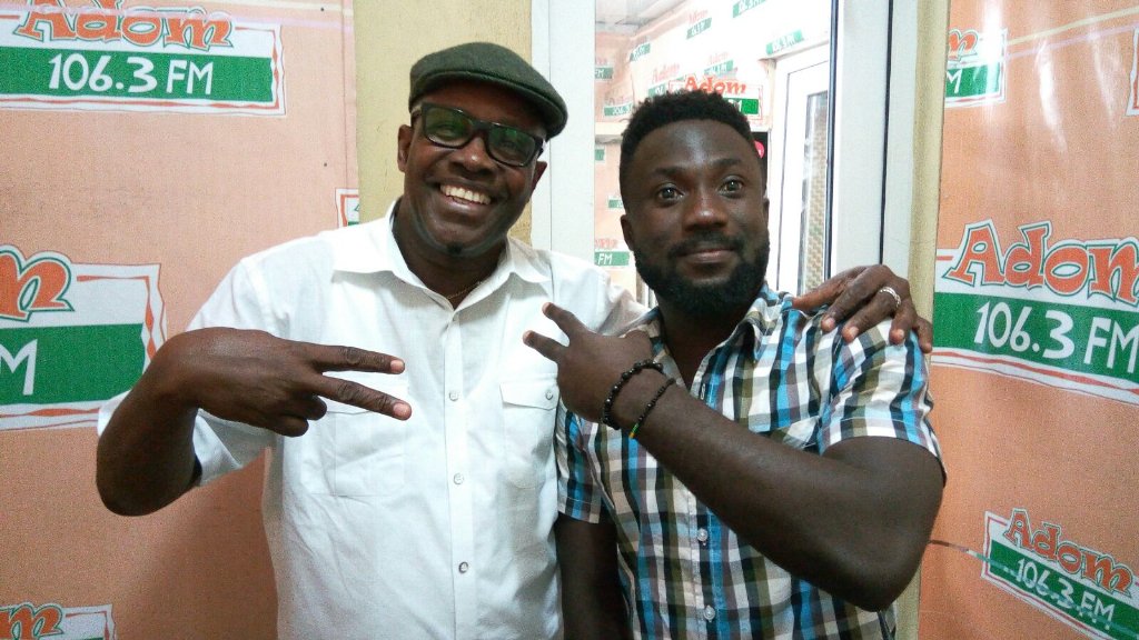 aiowa05's tweet photo. #ThrowBackTastyThursday on #UrOwnShow #Ofiekwanso @Adom1063fm with da man π¨ #BessaSimons. https://t.co/rJBnDaHGix