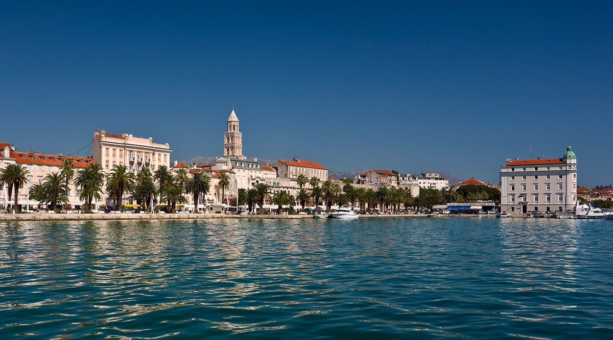 2PDota's tweet image. .@DotaPit Season 4 Finals to be held in one of the most beautiful Croatian cities
bit.ly/1NWBriv