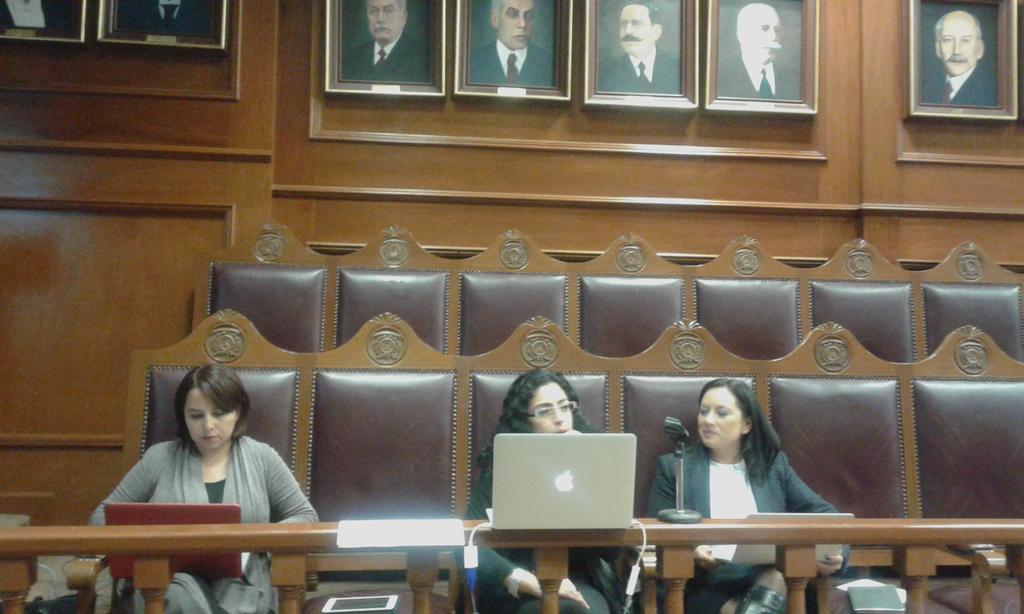 EditorialUAEMEX's tweet image. #oaweek2015 en conferencia con Dr. César A. Berrios