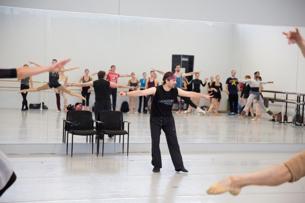 Why is the @paballet dancing to #TheWhiteStripes this week? thekey.xpn.org/2015/10/22/pen… #Chroma #SpeedAndPrecision