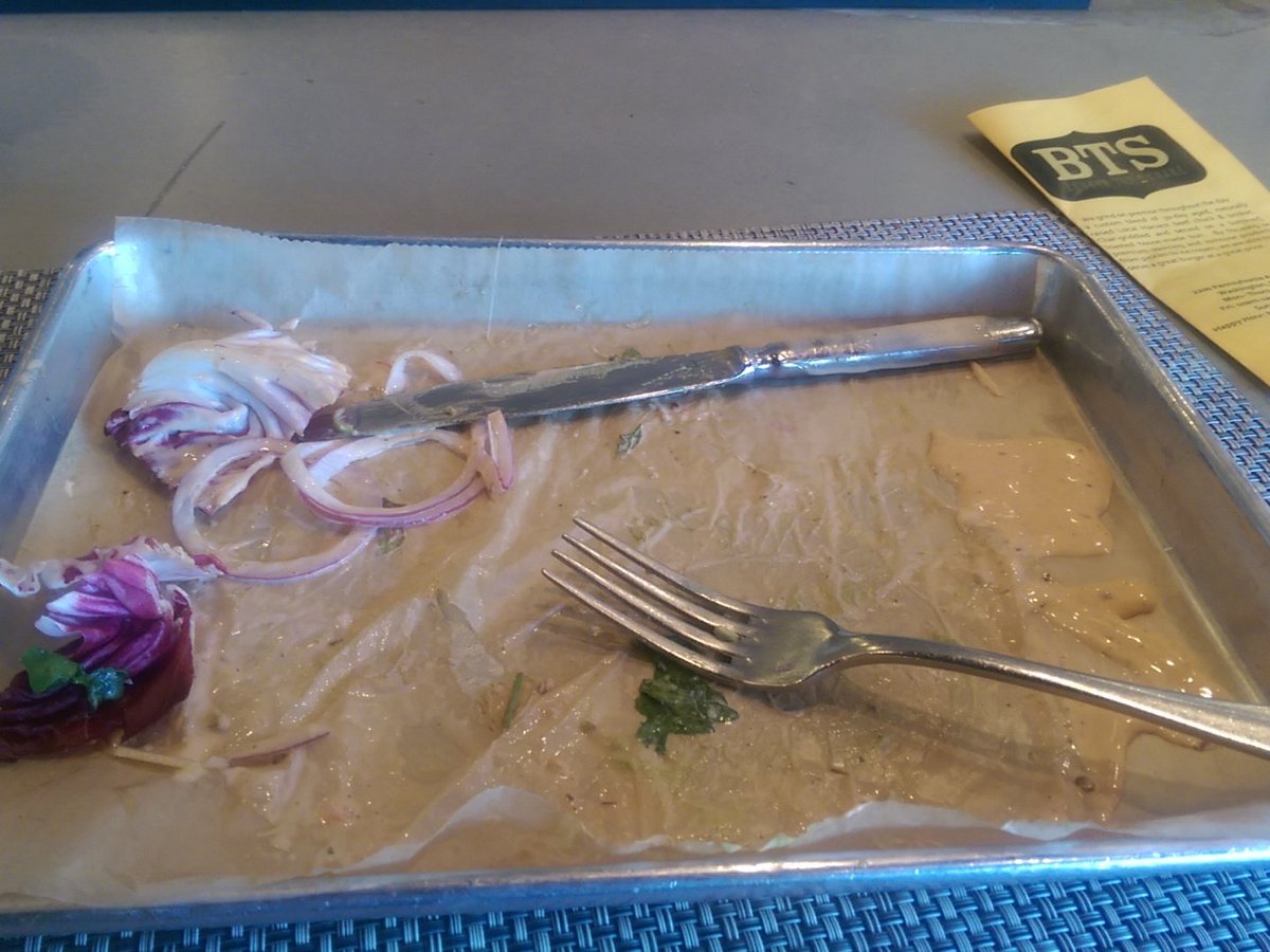 Danyel_Dunn2's tweet photo. @BurgerTapShake because before pics are overrated! #cleanedmyplate https://t.co/CgrbTxleOv