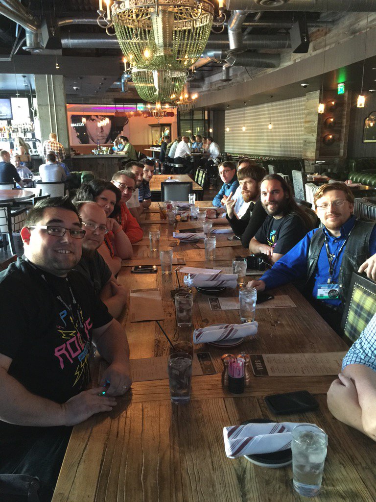 jeremeamia's tweet image. Post-#zendcon lunch outing to Culinary Dropout. #php