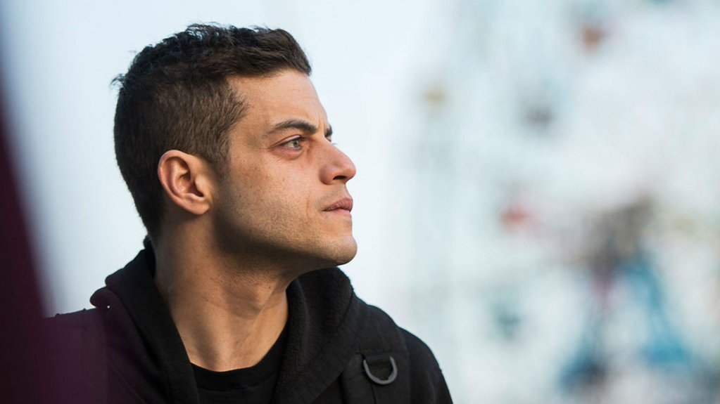 Chaiselong Sammenhængende økologisk Motherboard on Twitter: "Uber invited "Mr. Robot" star Rami Malek to teach  its staff about cybersecurity: https://t.co/ITnRqIZec0  https://t.co/QIL862MGlr" / Twitter