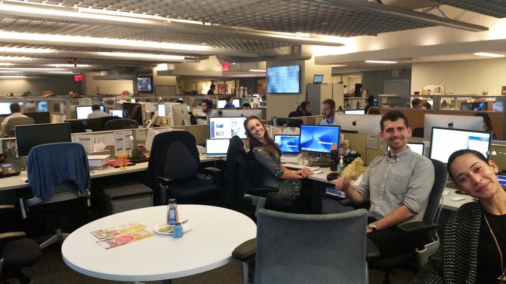 Tweetstuff's tweet photo. @loislane28 @RMahbubani @ljfernandez @krisnoceda @TVwebproducer @raji47ram Ari, Asher &amp; Danielle say hi https://t.co/9O89TndLvC