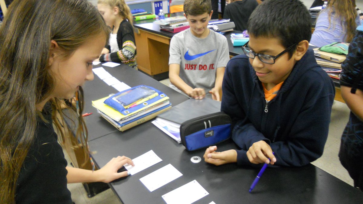 TeacherMassa's tweet image. 6th grade coding.  #binarycode #expertcoders #digital #finite