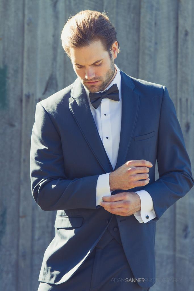 me_vs_bear's tweet photo. @AustinCCook looking like James Bond for my shoot with @GlitzNashville #malemodel #weddingfashion #wedding https://t.co/PgbdPbO4x1