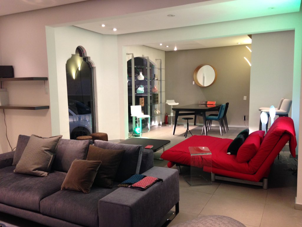 LeeleeSponge's tweet photo. #DesignWeekMexico #DWM15 @mARTketingMx @OficialOnlyMine https://t.co/PzELlxh4g9