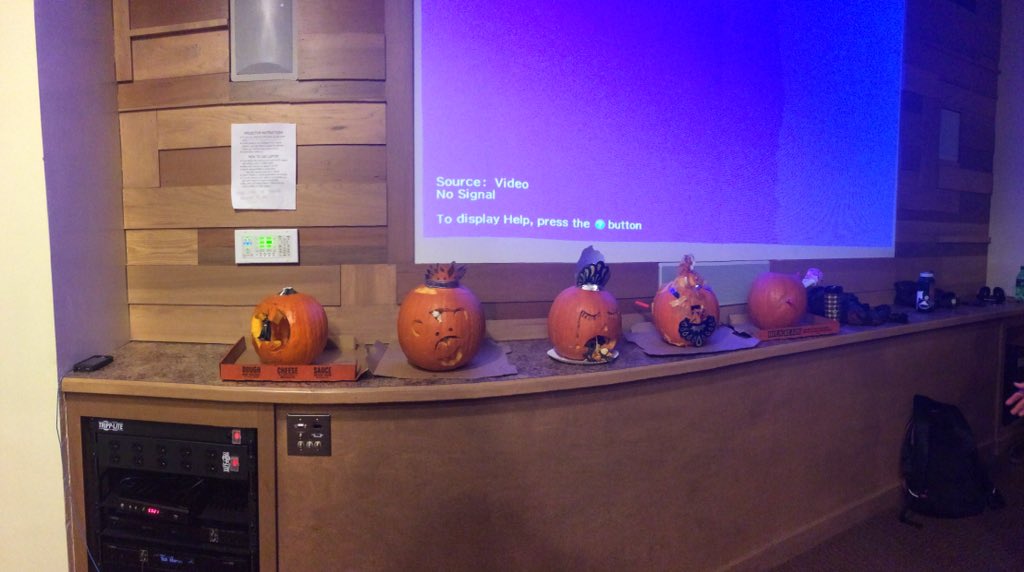 Eta_Pi_'s tweet image. We had an amazing time with you all we hope you dos too...hopefully better than our prom queen 😝 #chetapi