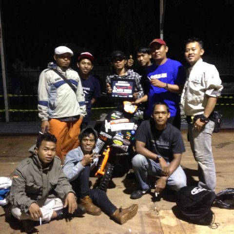 hendrick_curut's tweet image. Unite... @FORKSTANGS