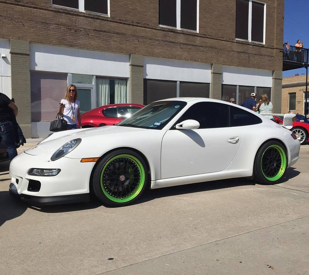 OnlyCarrera's tweet photo. #Porsche911 #sportscar at #LamborghiniFestivalHouston #LamborghiniFestival #Houston #Texas #CarsOfHouston #Porsche … http://t.co/wVFN5IgqwI