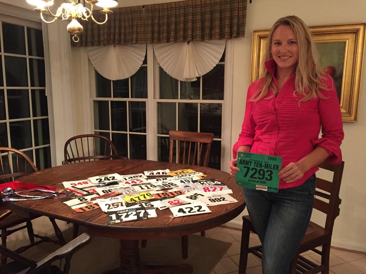darcyspencer's tweet photo. At 11: Kathy Camp running in the #ArmyTenMiler tomorrow in honor of her dad who has Parkinson's. @JFHQNCR_MDW http://t.co/yevDdjIfgL