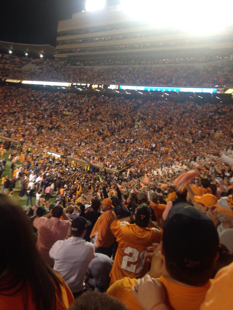 zacgammons's tweet photo. Proud to be a vol 📙🔶🍊 http://t.co/cRWbslVv6p