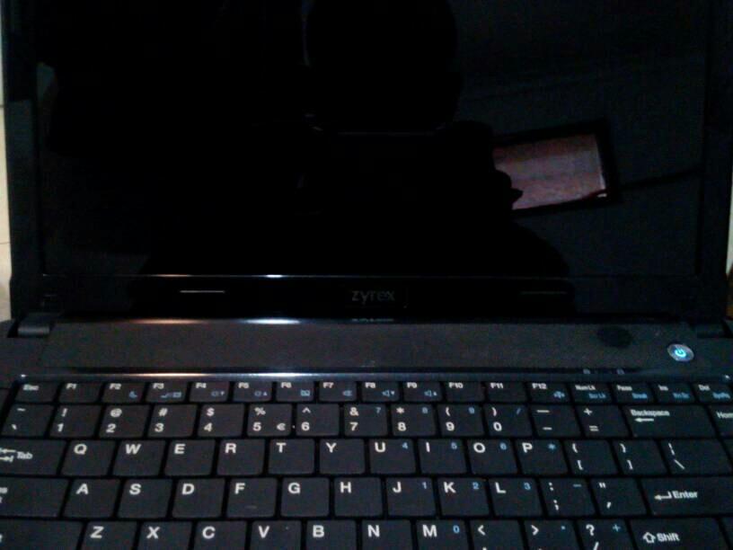 wanpribadi's tweet photo. Jual Laptop Zyrex cruiser Cn4760 core i3 hanya Rp 2.295.000, lihat gambar klik https://t.co/MqCcVSi1N0 http://t.co/2JiWYUzRGZ