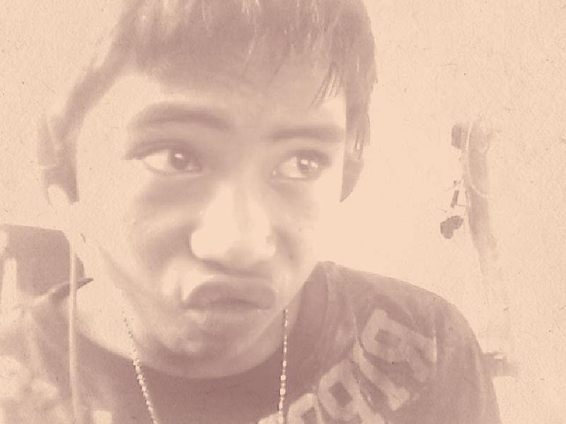 GenmarkCute's tweet photo. ☺☺ #webcamtoy http://t.co/KlIh76uZVN
